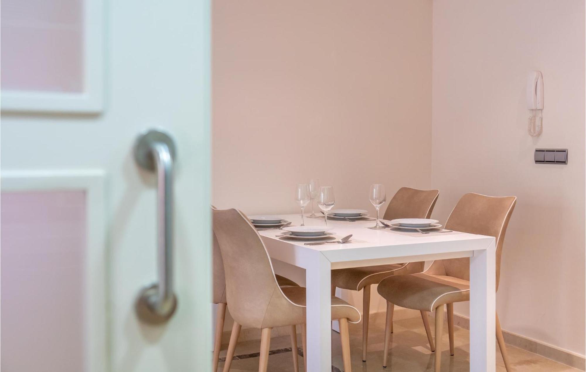 Lovely Apartment In Los Alcazares With Kitchen Экстерьер фото